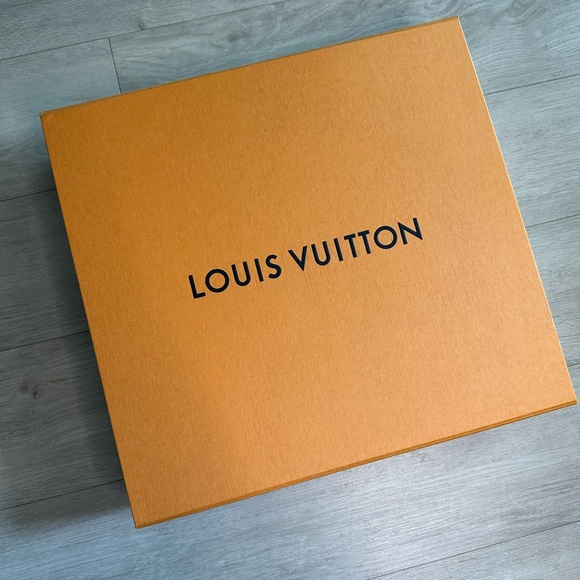 Louis Vuitton Gift Box - XL - Picture 1 of 8